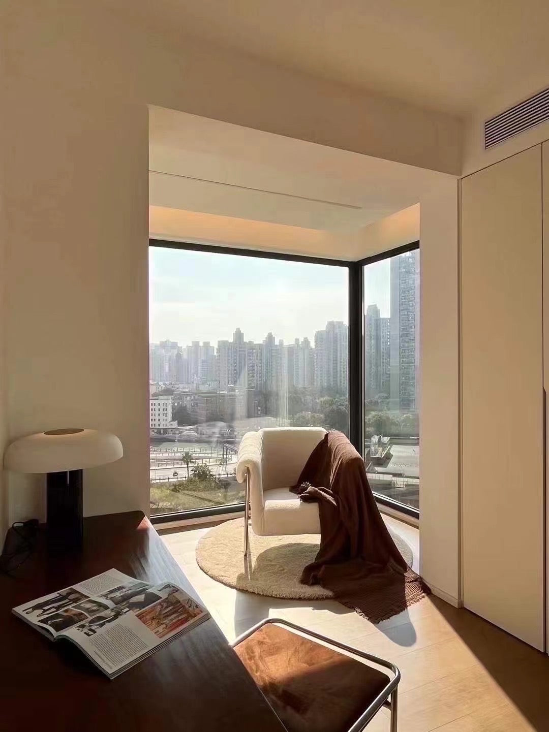 Super 2br + study @ Suzhou river 中远两湾城2+1房