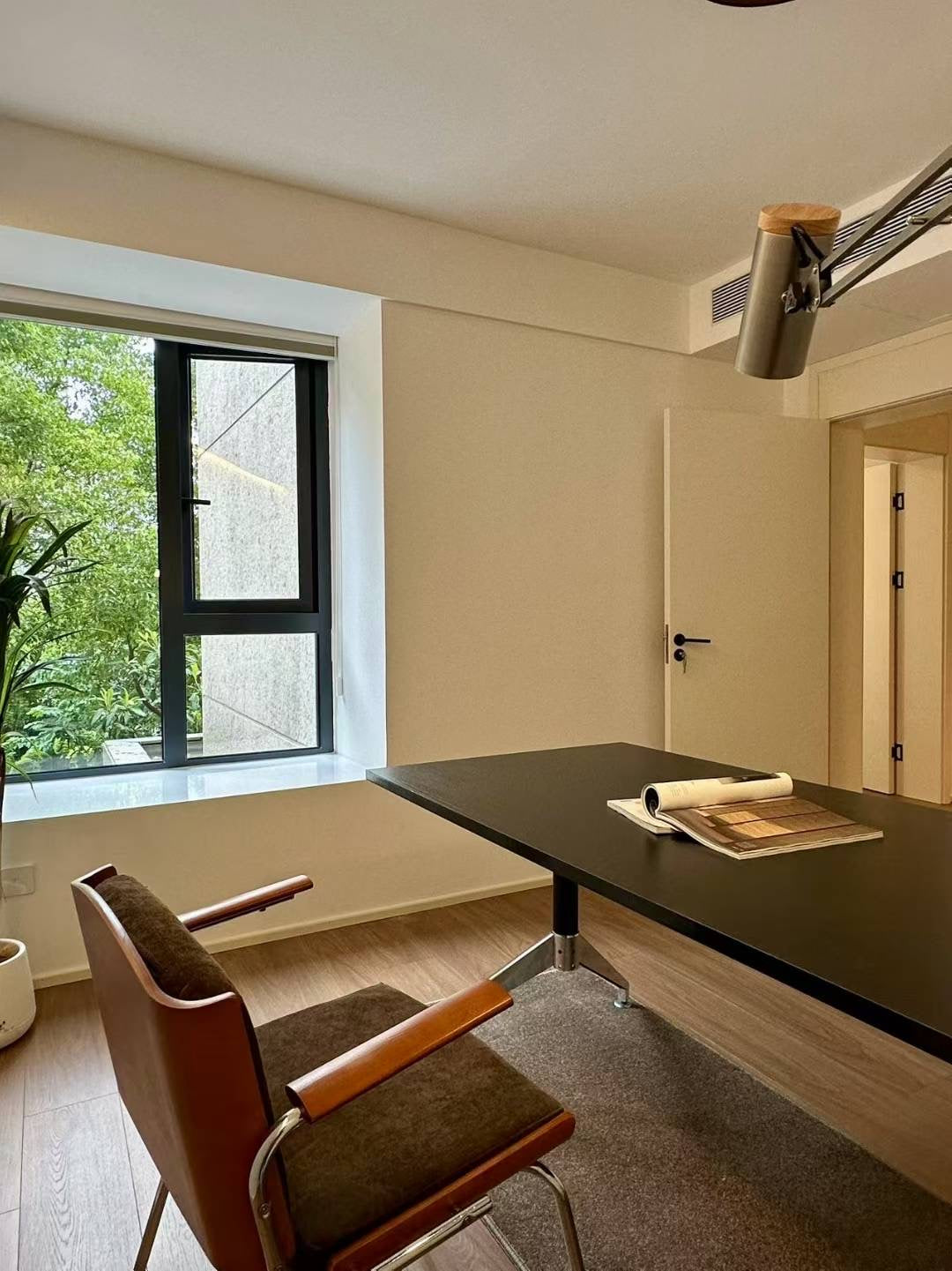 Newly 2br beside Suzhou river 中远两湾城2房