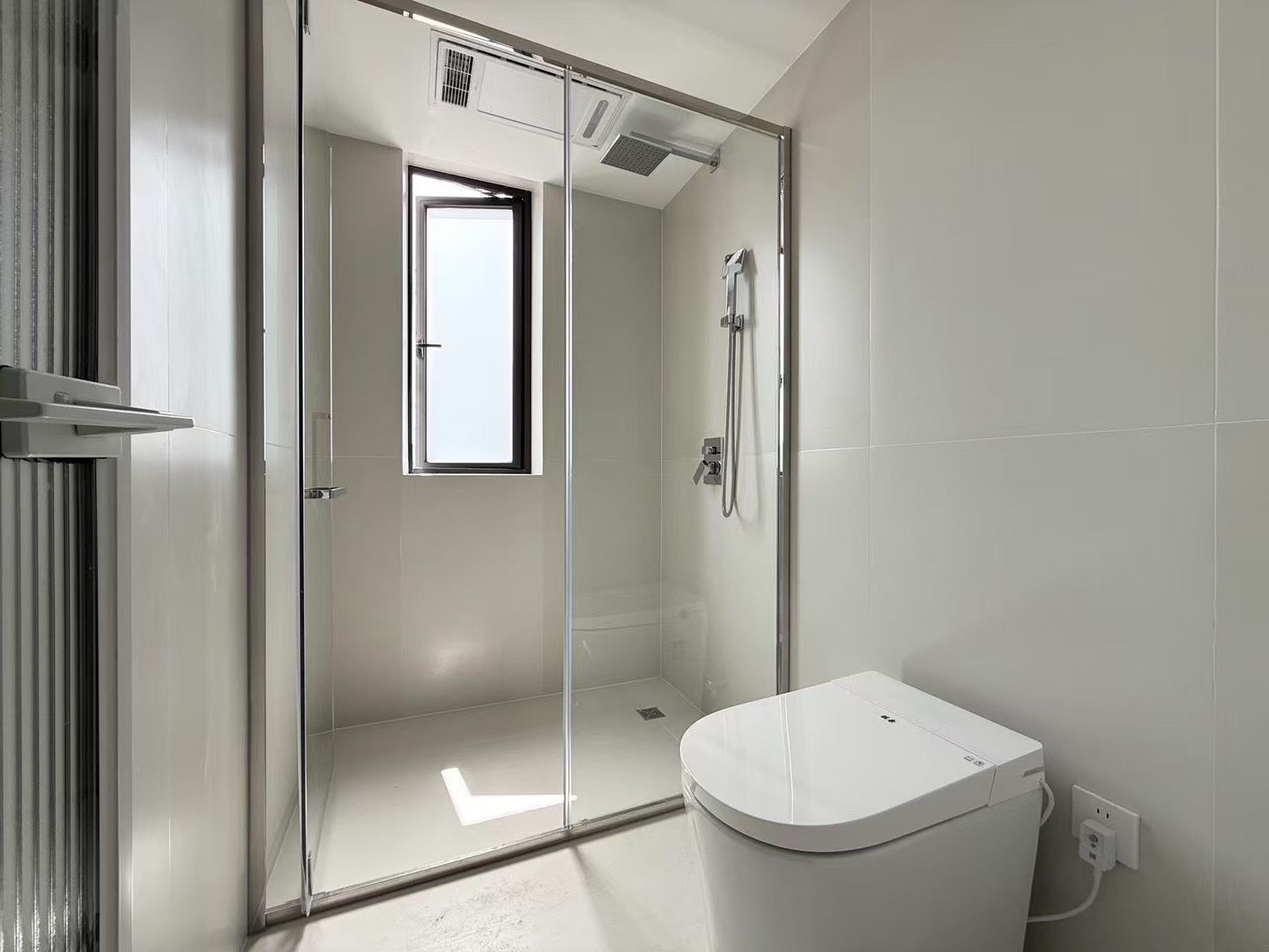 Beautiful 1BR at jingan temple 四和花园1房