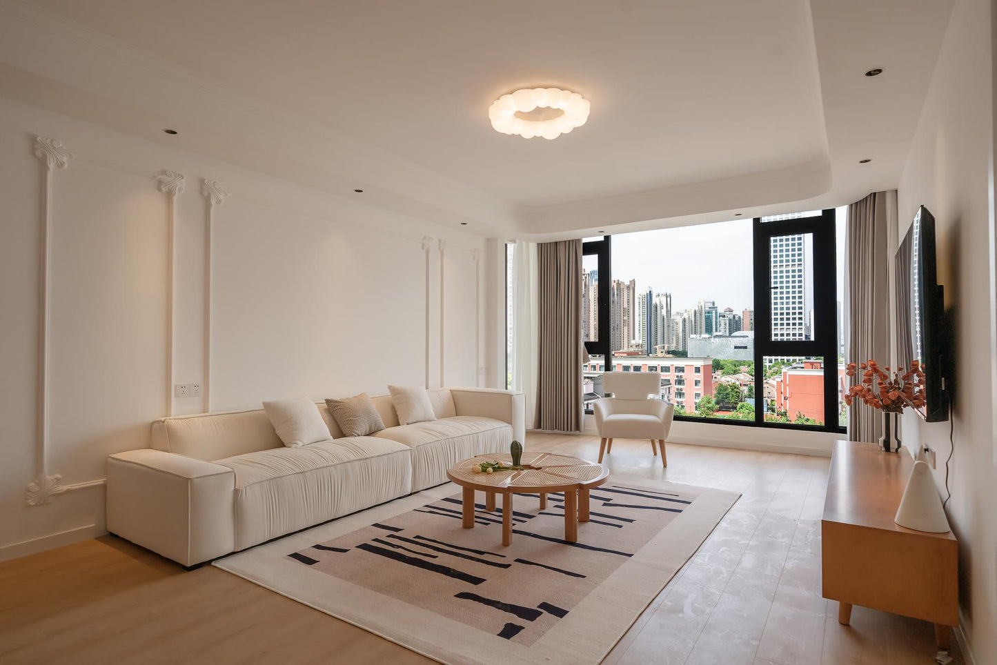 Modern 3br at lujiabang rd 明华大厦3房
