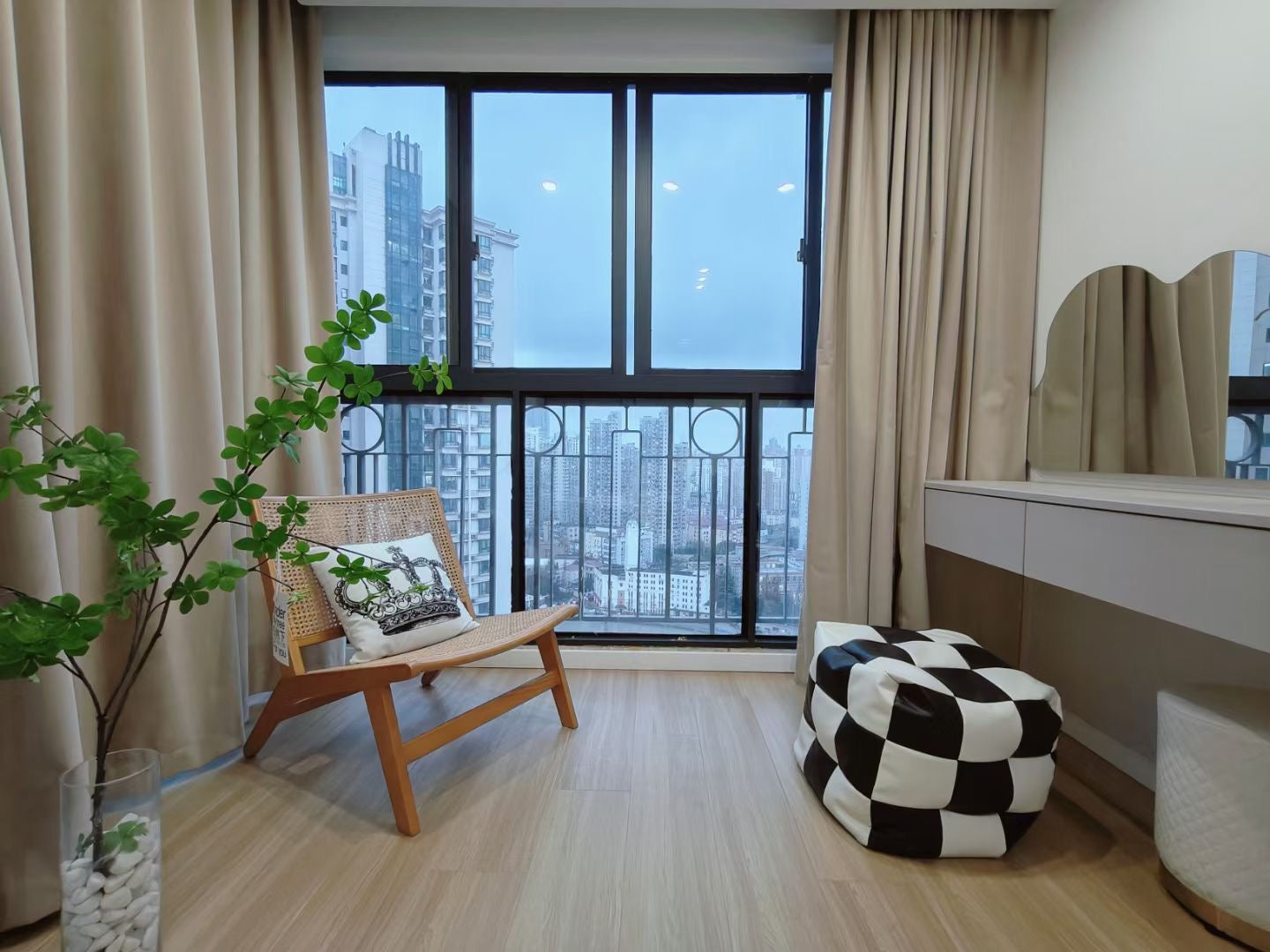 Modern 3br / Suzhou river 中远两湾城3房