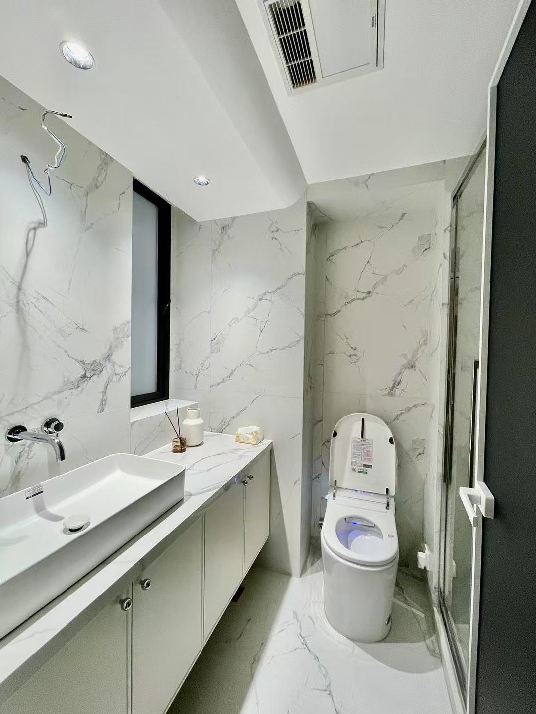 New 3BR apt at yanping rd 三和花园3房