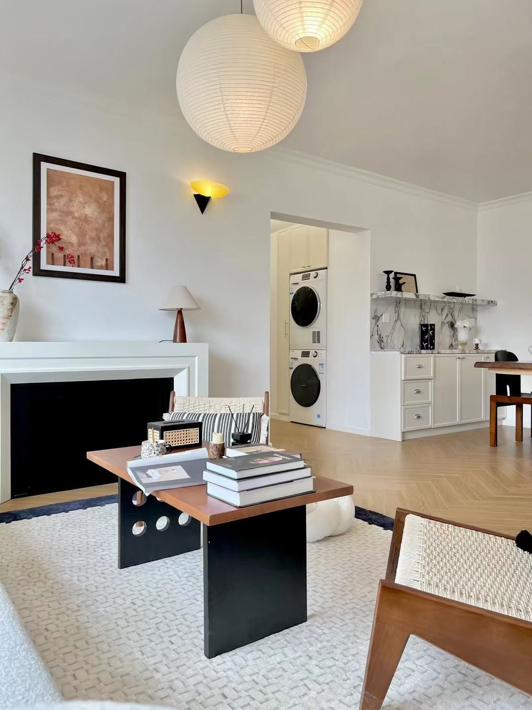 Newly 3br at west nanjing rd 嘉发大厦3房