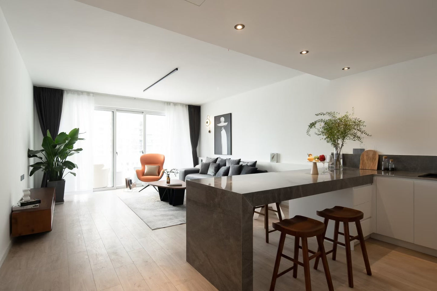 4br with balcony near iapm 明园世纪城4房带阳台
