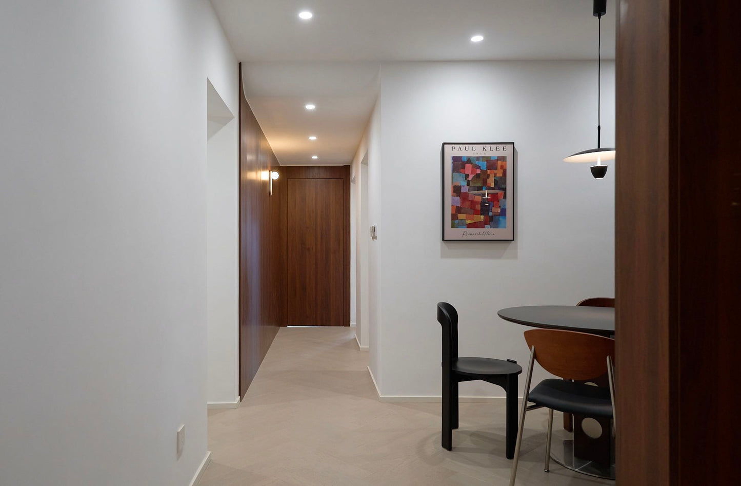Newly 3br apt at west nanjing rd 嘉发大厦3房