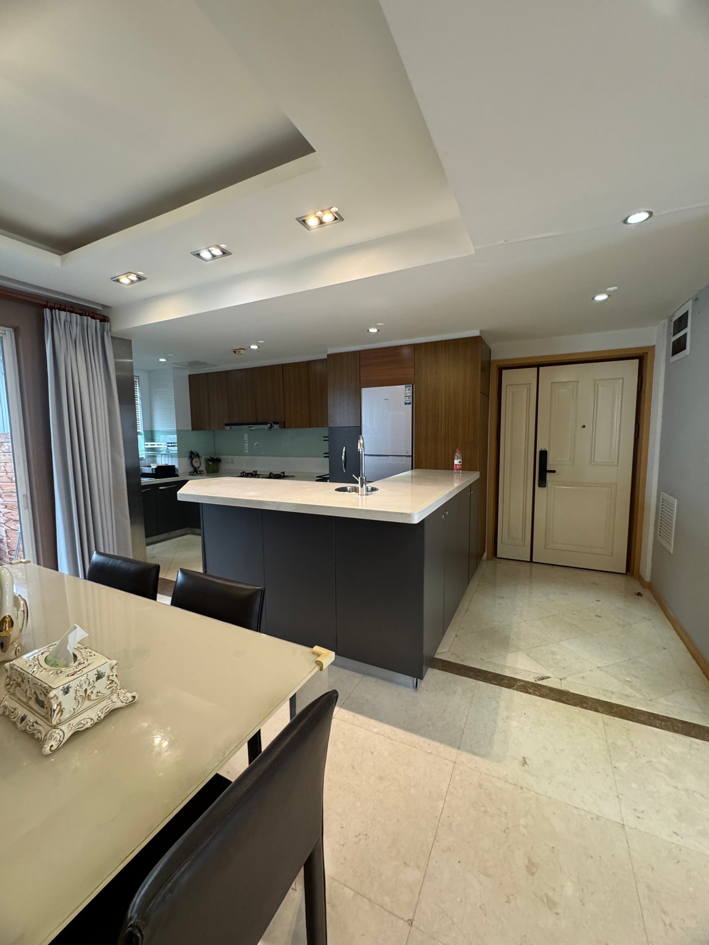 Modern 3br with floor heating at city castle / Jingan 远中风华园3房