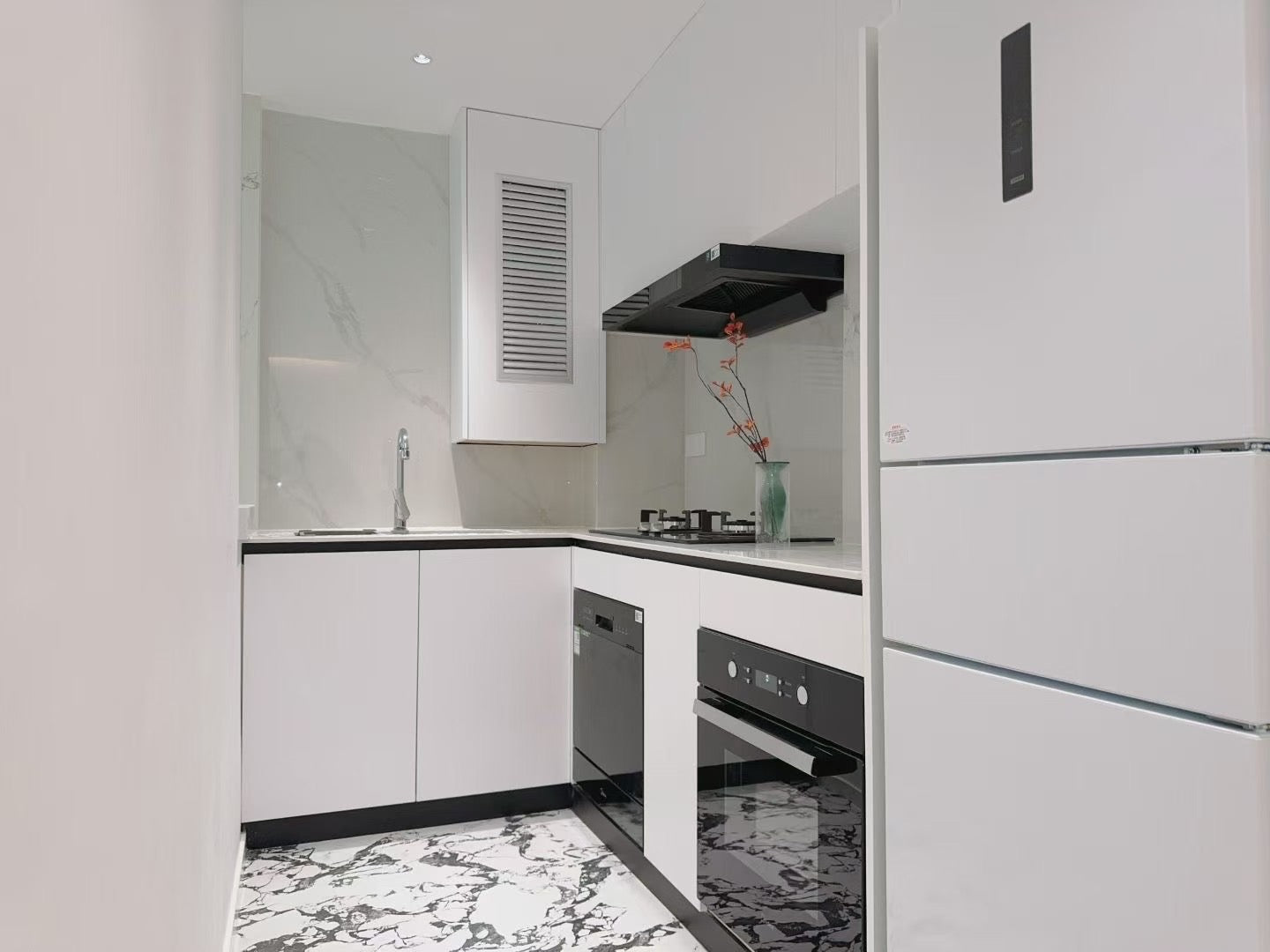 zhongshan park 1br with floor heating 路易凯旋宫1房带地暖