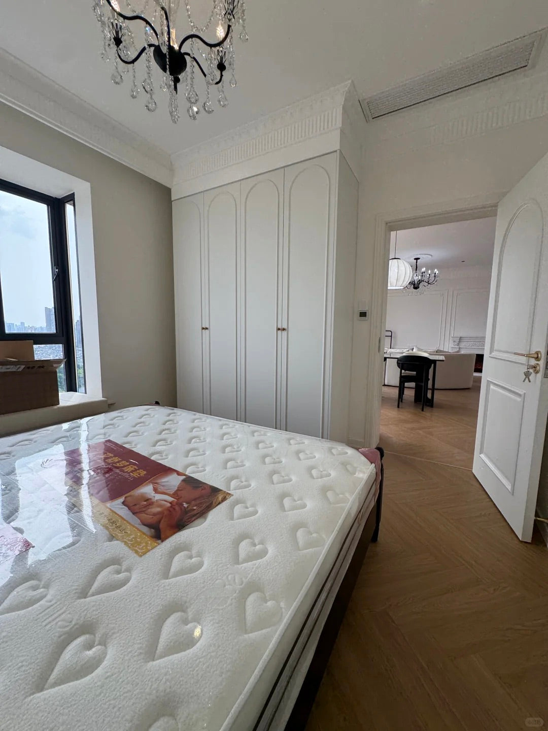 Spaciouse 1br at zhabei park 闸北公园1房