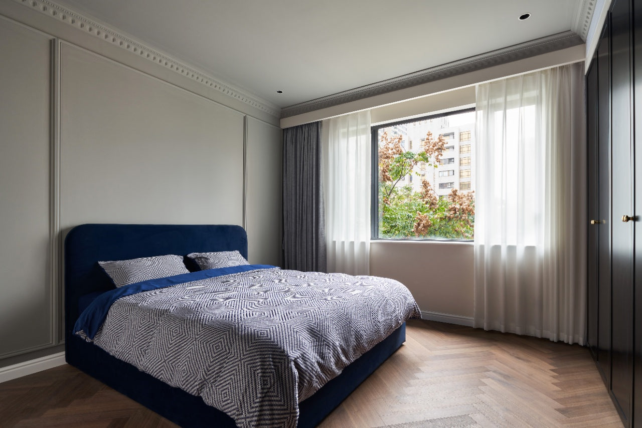 Unique 2br + study apt with terrace 南阳路2+1房历史老公寓
