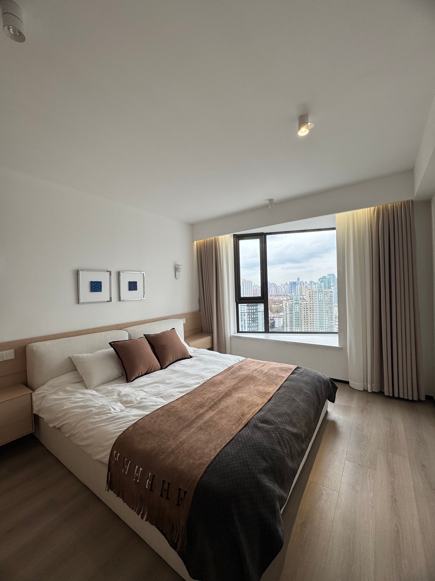 Newly 3br apt with nice view at wuding rd 翰林府邸新装修3房
