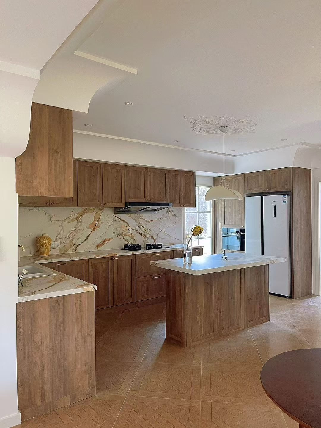 Luxury 4br apt 210sqm at Xintiandi 新天地附近4房