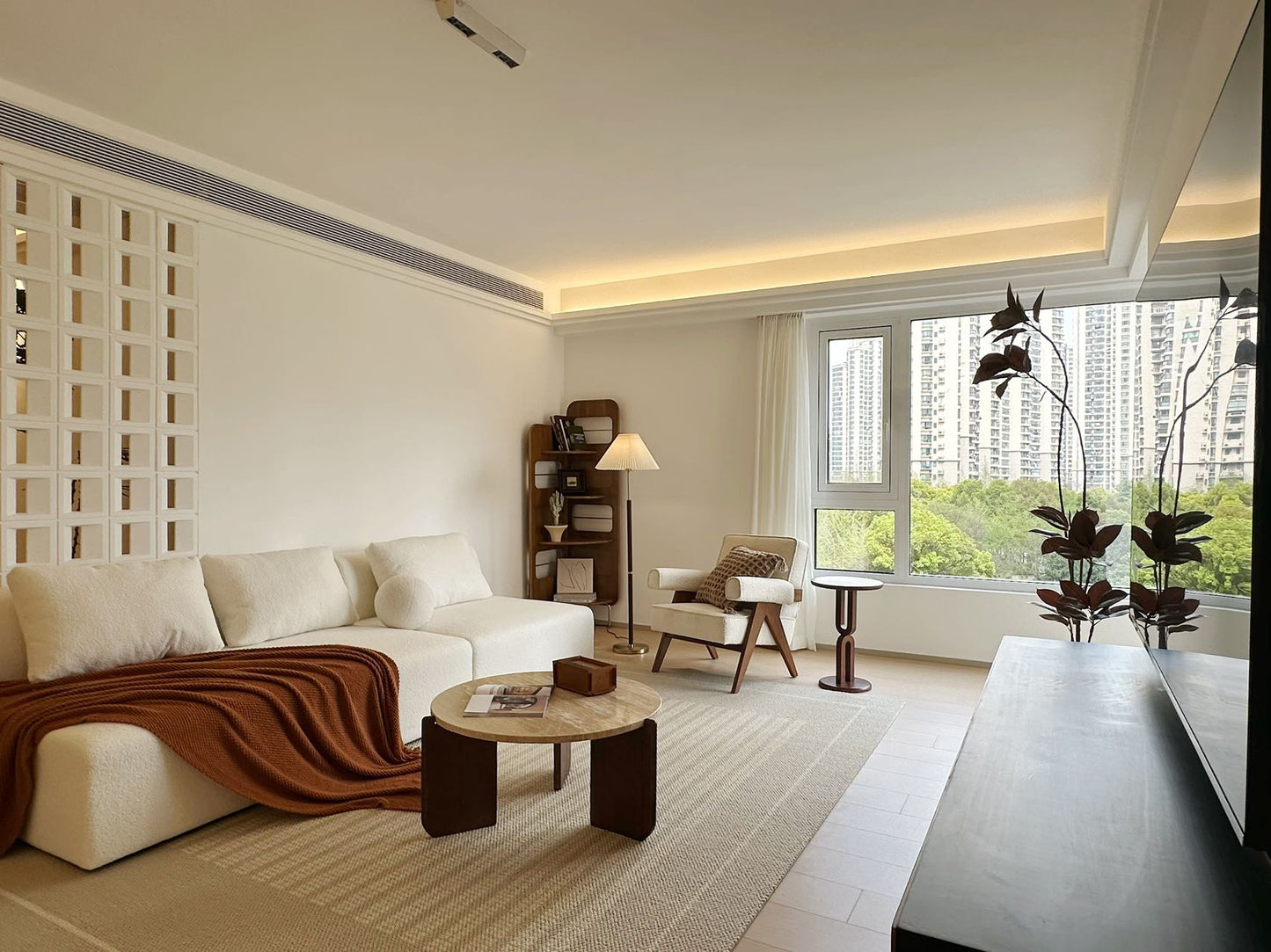 Modern 3br apt good design 中远两湾城3房