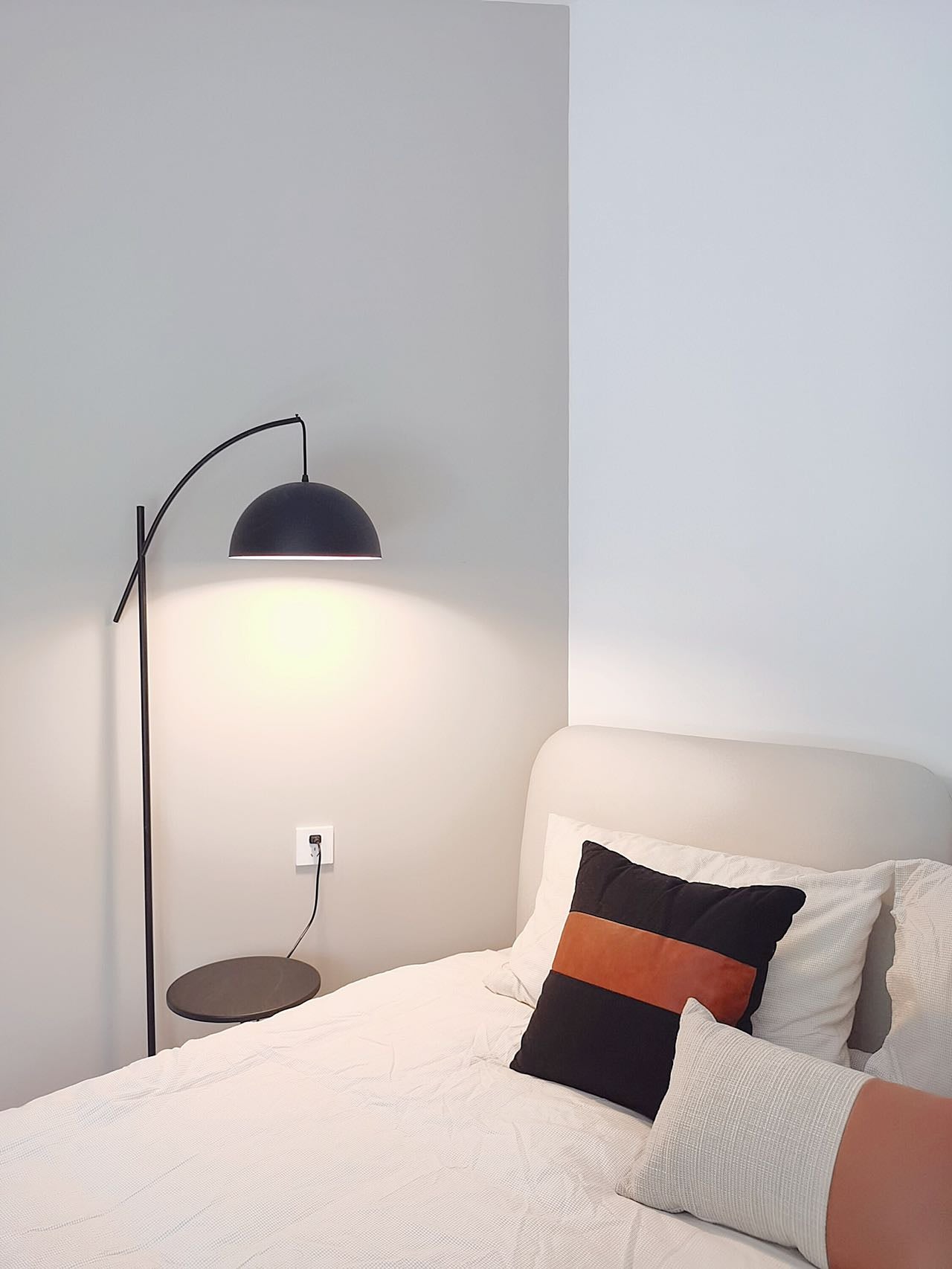 Modern 3br with balcony / Zhongshan park 城宁花苑3房