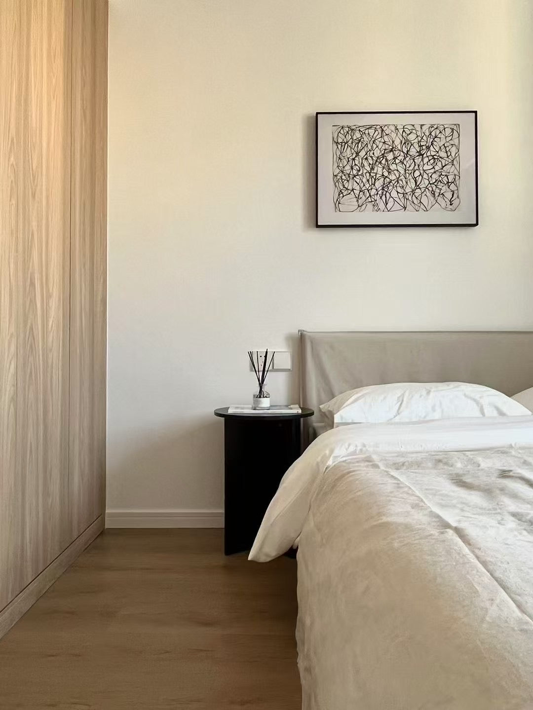 Spacious 4br apt with floor heating at jingan 银华苑4房