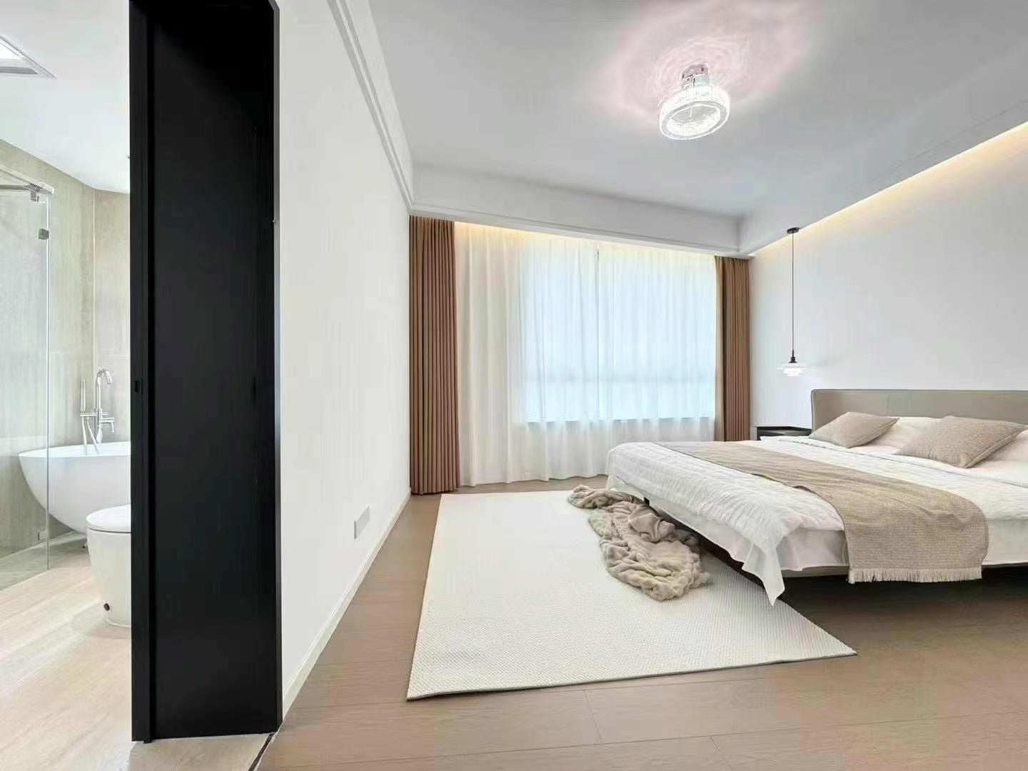 Spacious 3BR 200sqm with floor heating @ Pudong 香梅花园3房