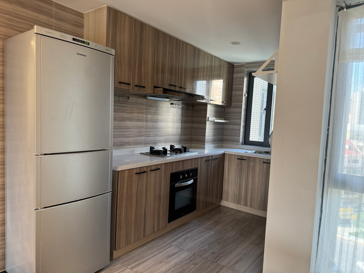 Nice 3br with floor heating at phoenix garden / Jingan 静安凤凰苑3房