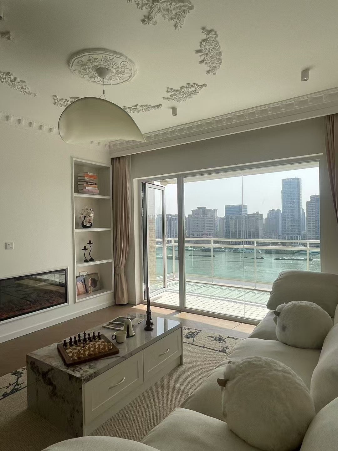 Beautiful 4br apt with river view 陆家嘴仁恒滨江园4房