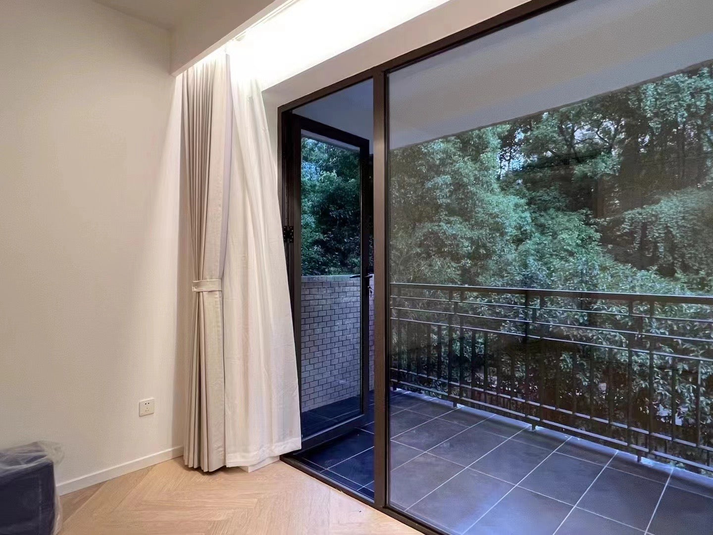 Modern 3br apt at dapu bridge 大同花园3房带阳台