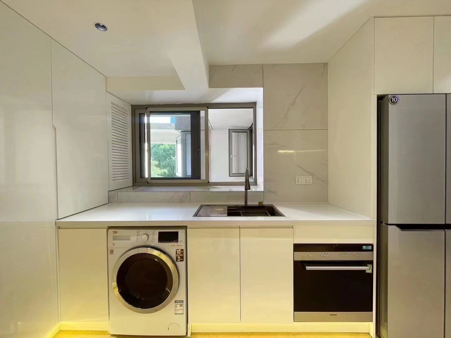 one park avenue 2br apt 静安枫景2房