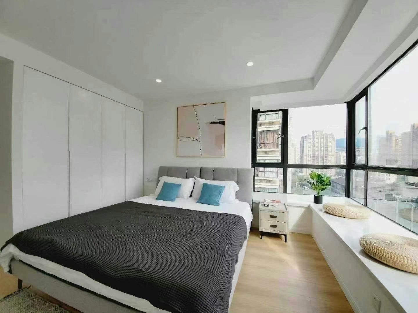 Modern 2br with study apt balcony 达安锦园2+1房带阳台