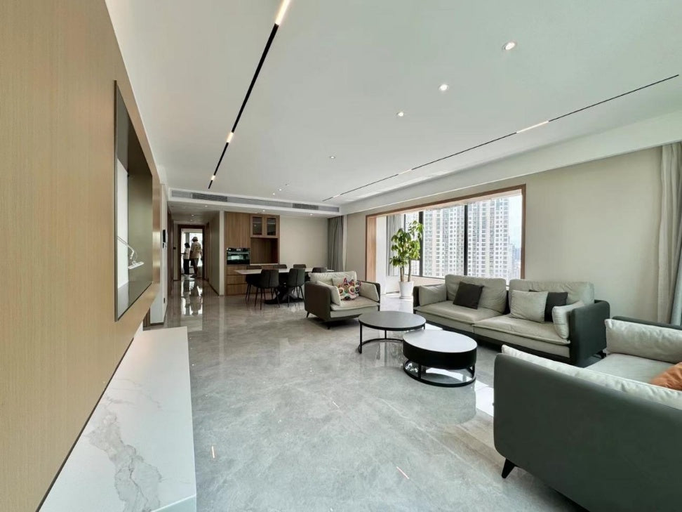 Modern 3br apt with floor heating in 8 park Avenue 静安豪景3房