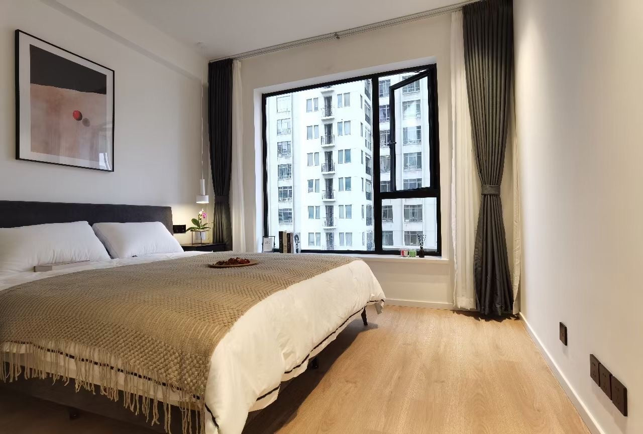 Modern 3br with floor heating near Zhongshan park 路易凯旋宫3房