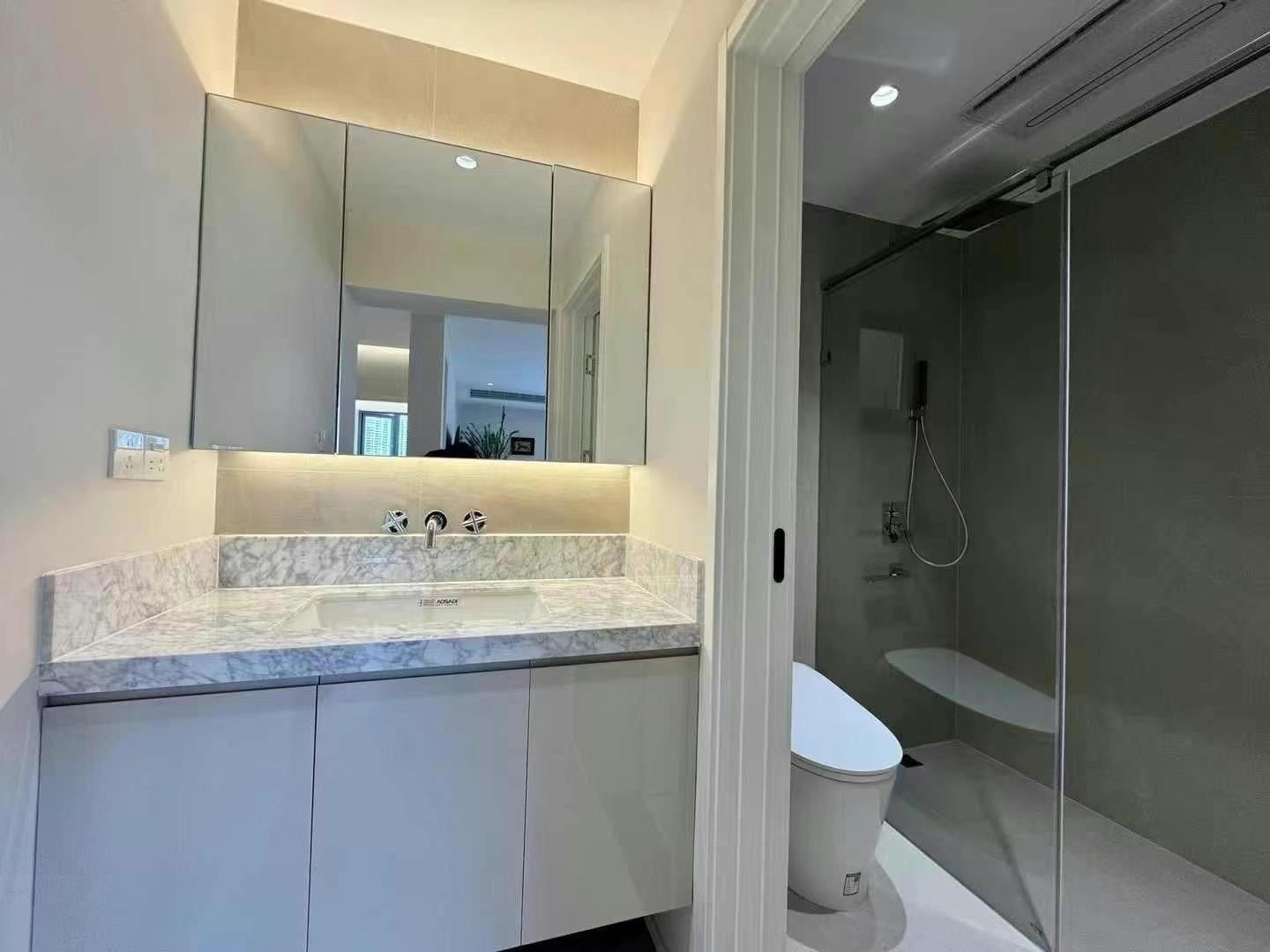 Super 4br with river view 中远两湾城4/2/2