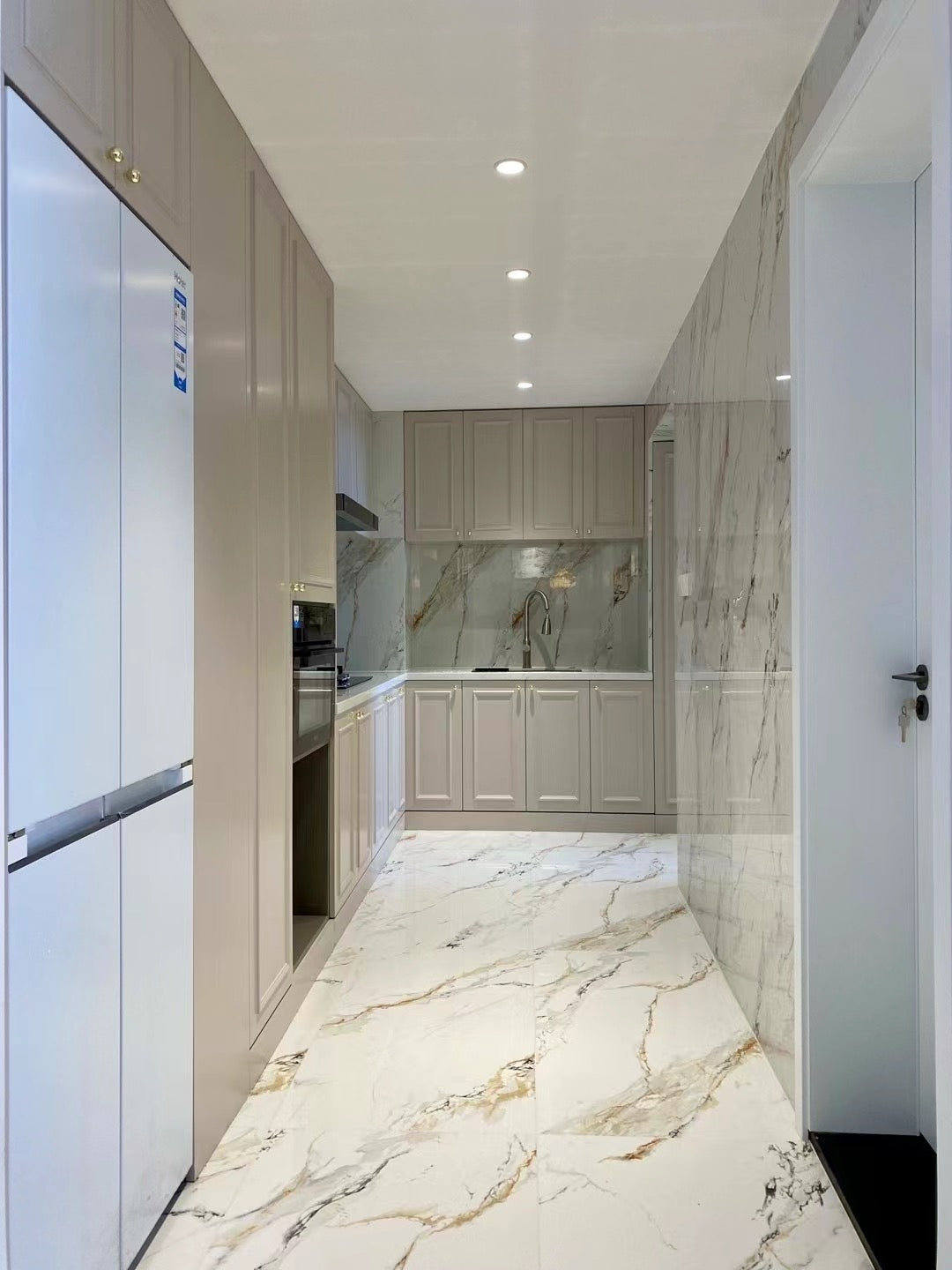 Newly 2br apt river view / xuhui bund 百汇园2房江景