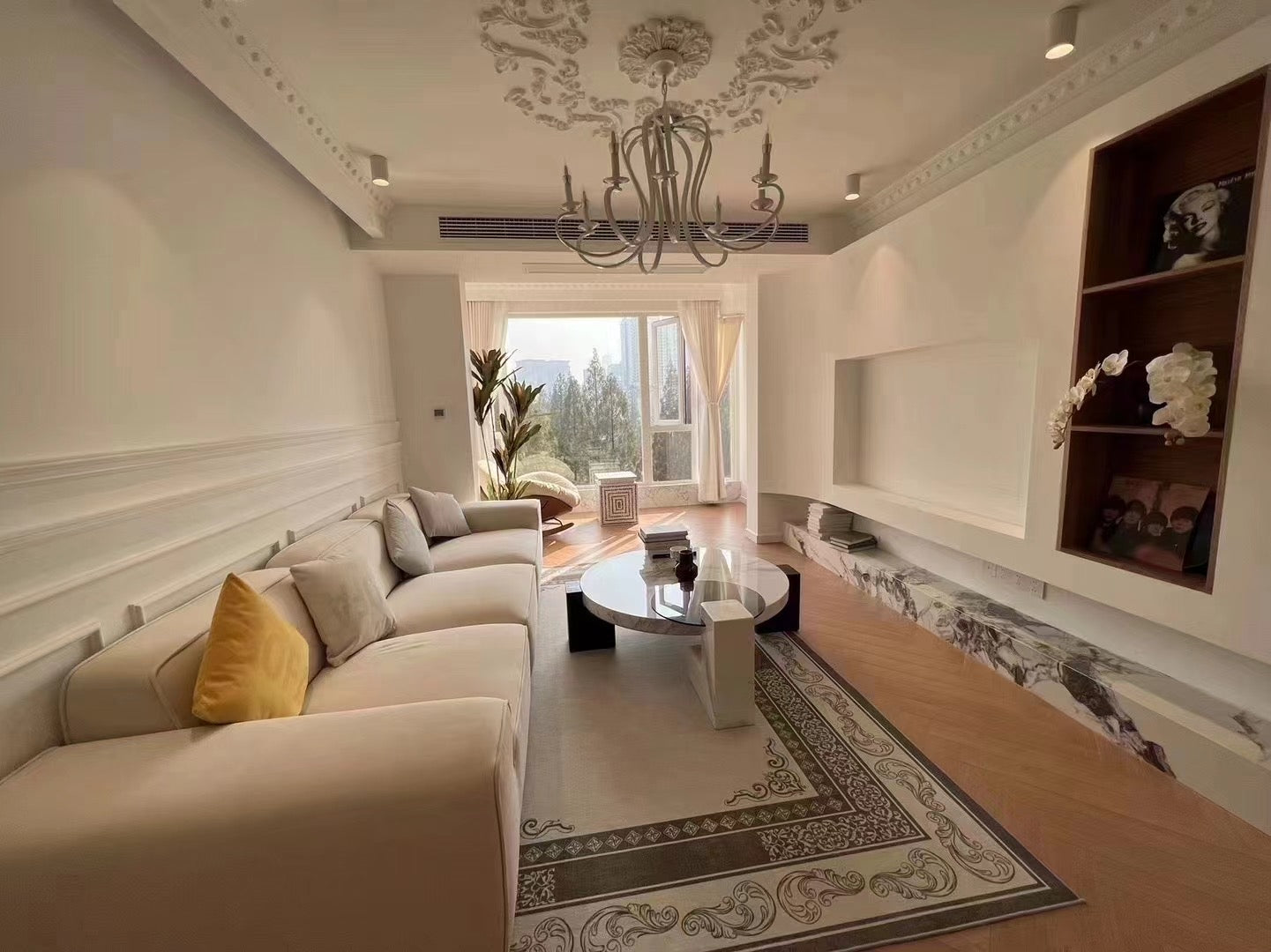 Modern 2br apt at jiangsu rd sta. 静安城2房地暖