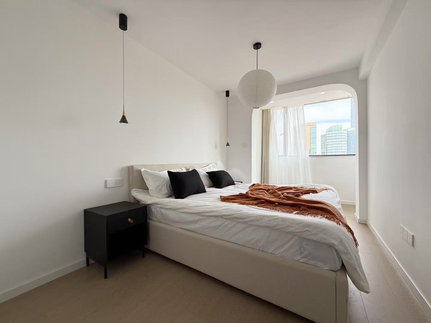 Beautiful 1BR at jingan temple 四和花园1房