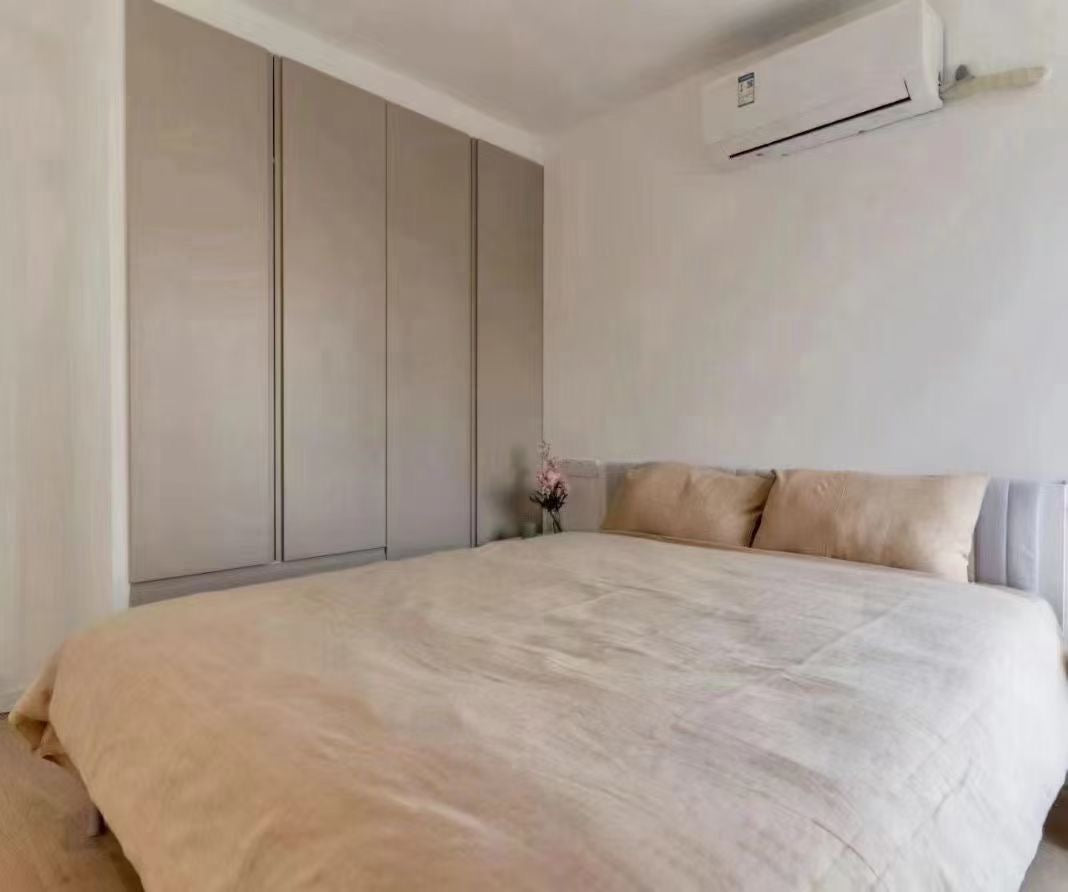 Cozy 1br apt at jingan 静安晶华园1房