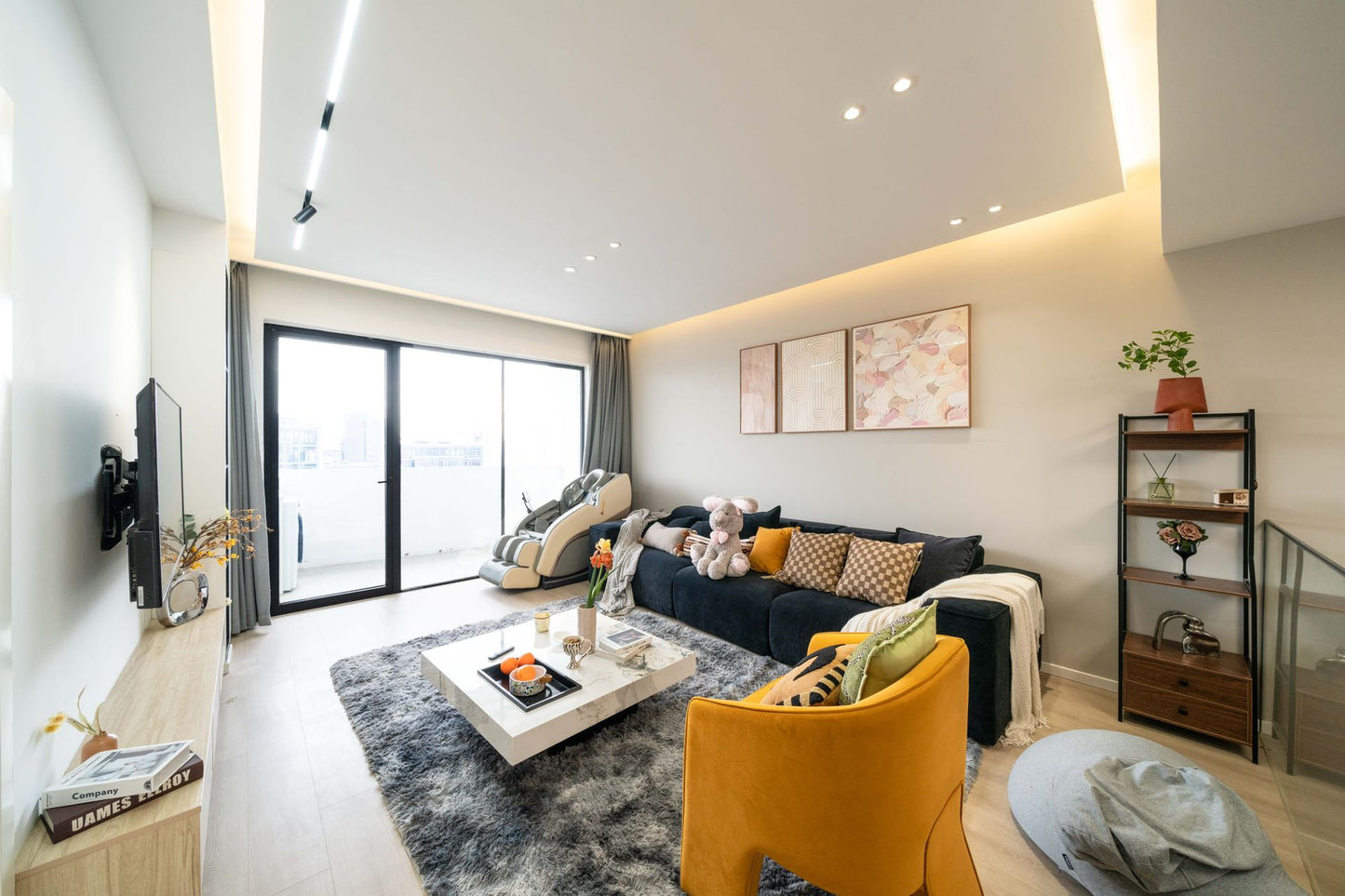 Modern 3br apt near Xintiandi 黄浦众鑫城3房带地暖