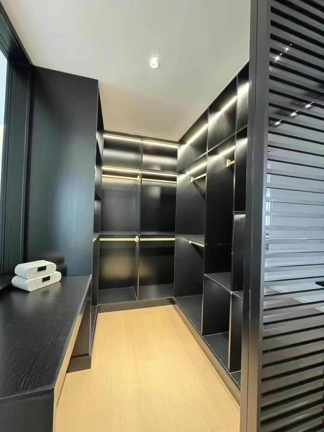Spacious 3BR 200sqm with floor heating @ Pudong 香梅花园3房