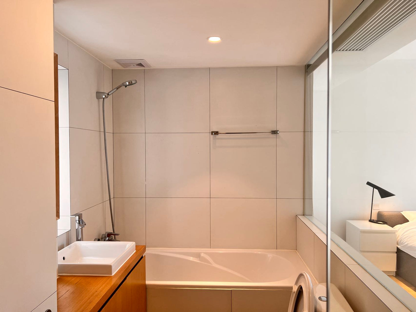 Nice 3br at shanghai library 鸿艺豪苑3房