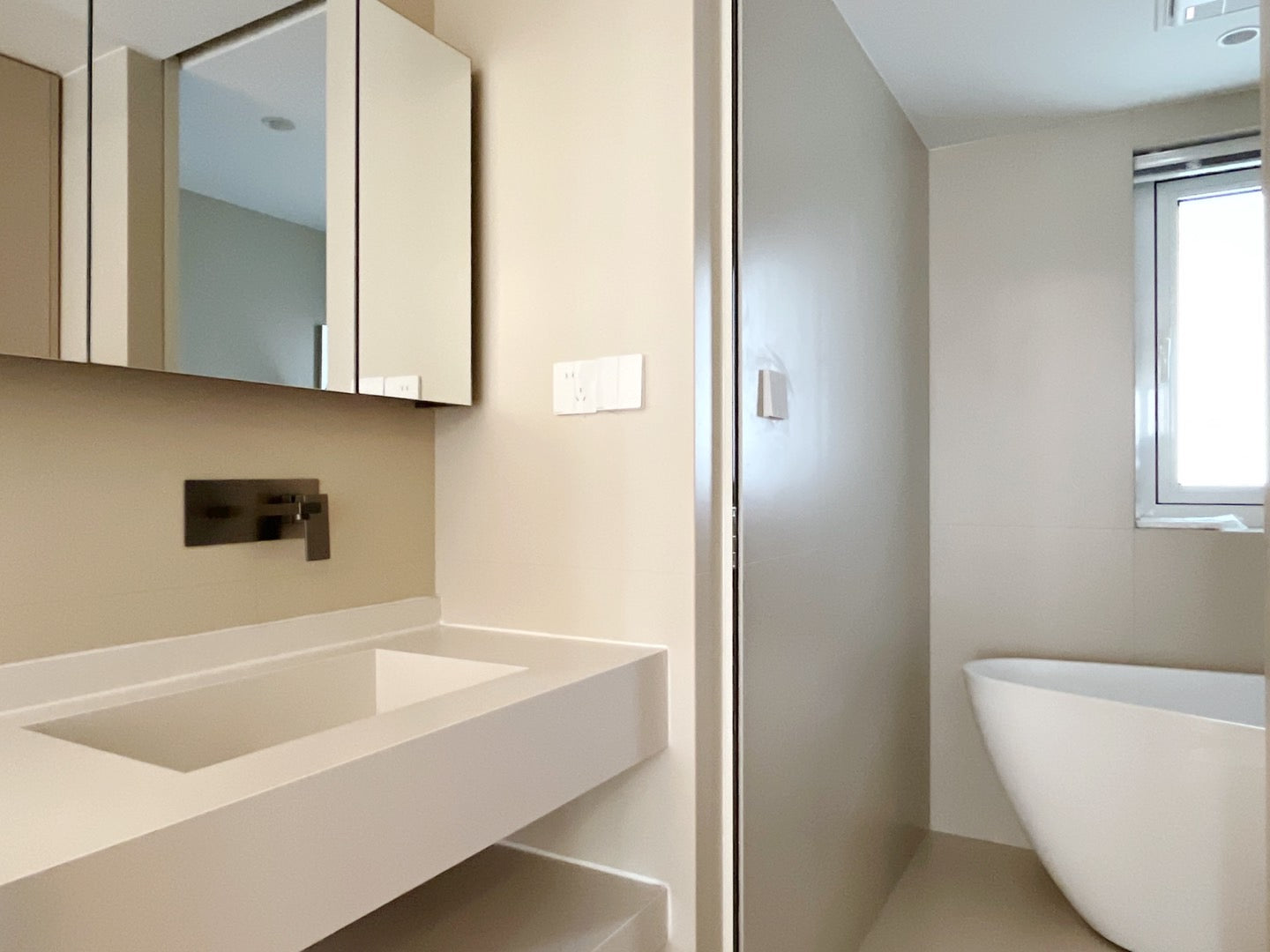 Brand new 2br 2bath with floor heating 中远两湾城2房