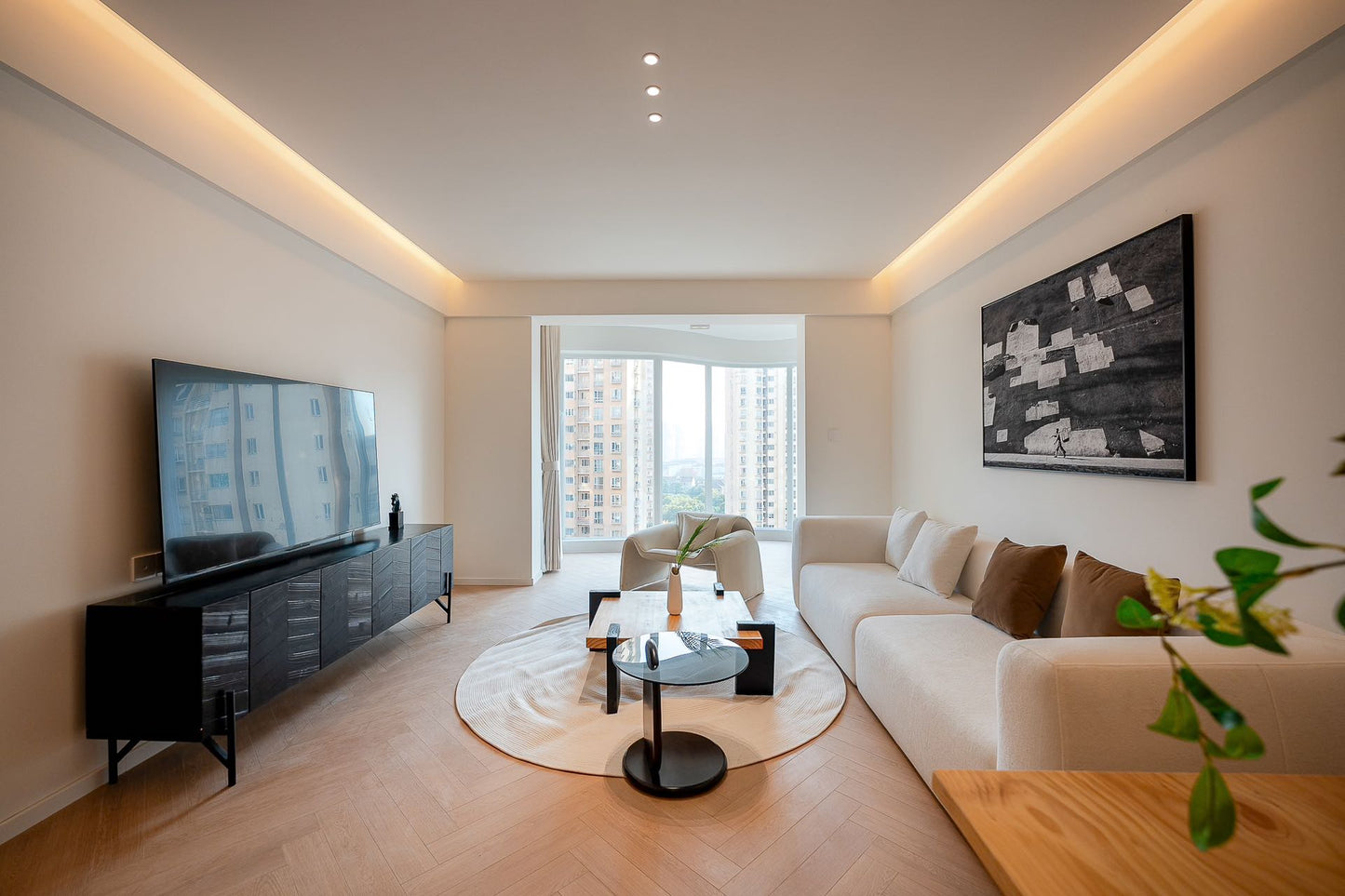 Modern 2br 2baths apt at tianshan oasis riviera 天山河畔2房