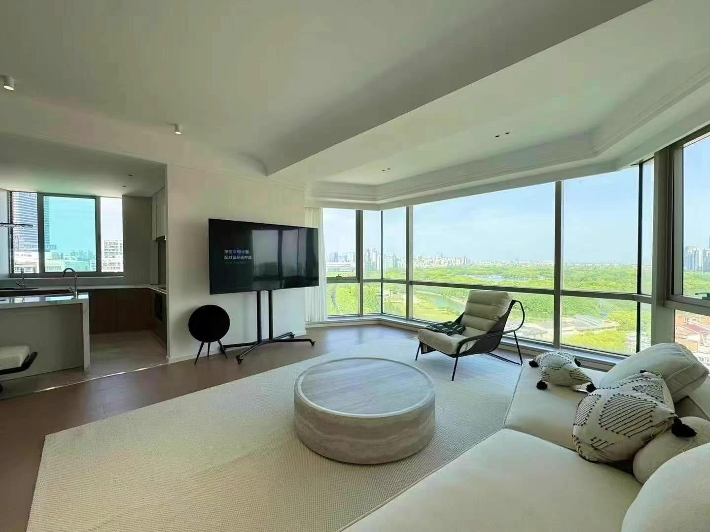 Spacious 3BR 200sqm with floor heating @ Pudong 香梅花园3房