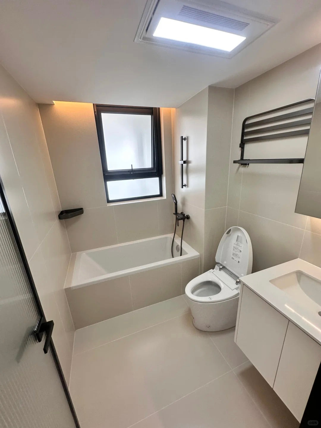 modern 3br apt with nice view 明园小安桥3房