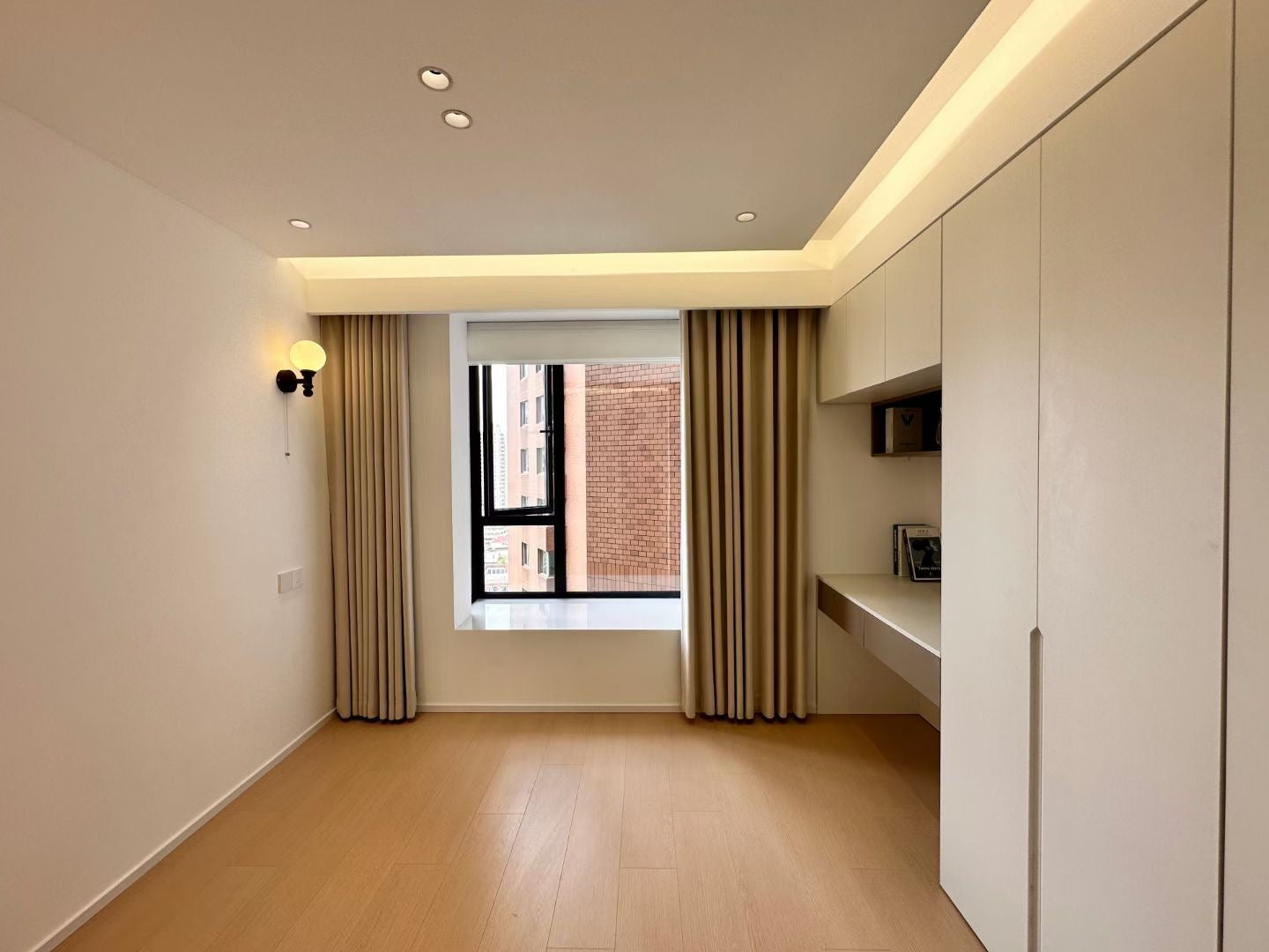 Modern 2br with balcony at wuding rd 翰林府邸2房带阳台