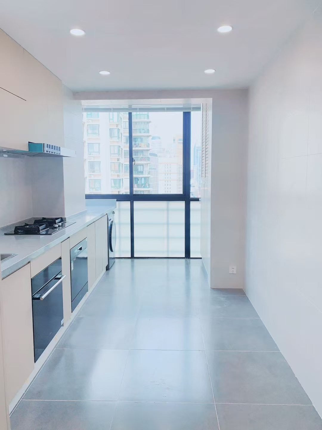 Nice 3br with balcony at Huangpu 黄浦众鑫城3房