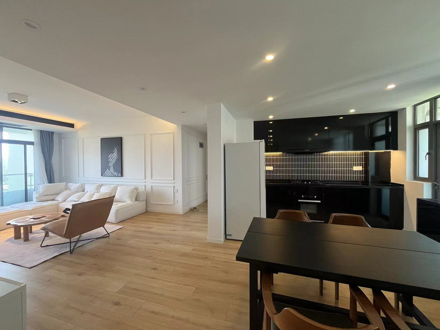 Modern 3br at top of city 中凯城市之光3房