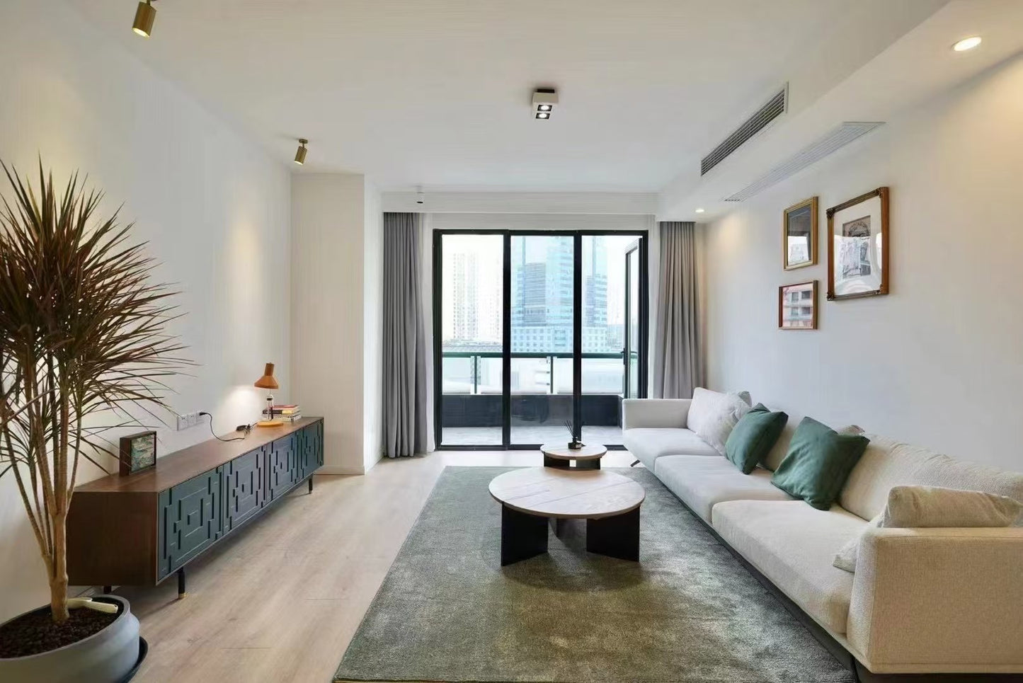 Duplex 3br apartment at changshou rd 达安花园3房复式170平米