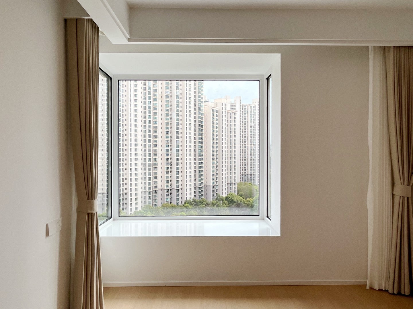 Brand new 2br 2bath with floor heating 中远两湾城2房