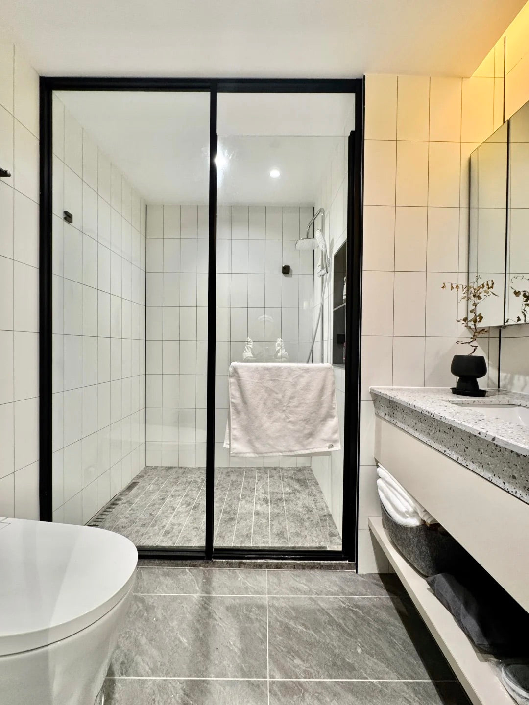 more service apt in Xujiahui 徐家汇摩尔公寓