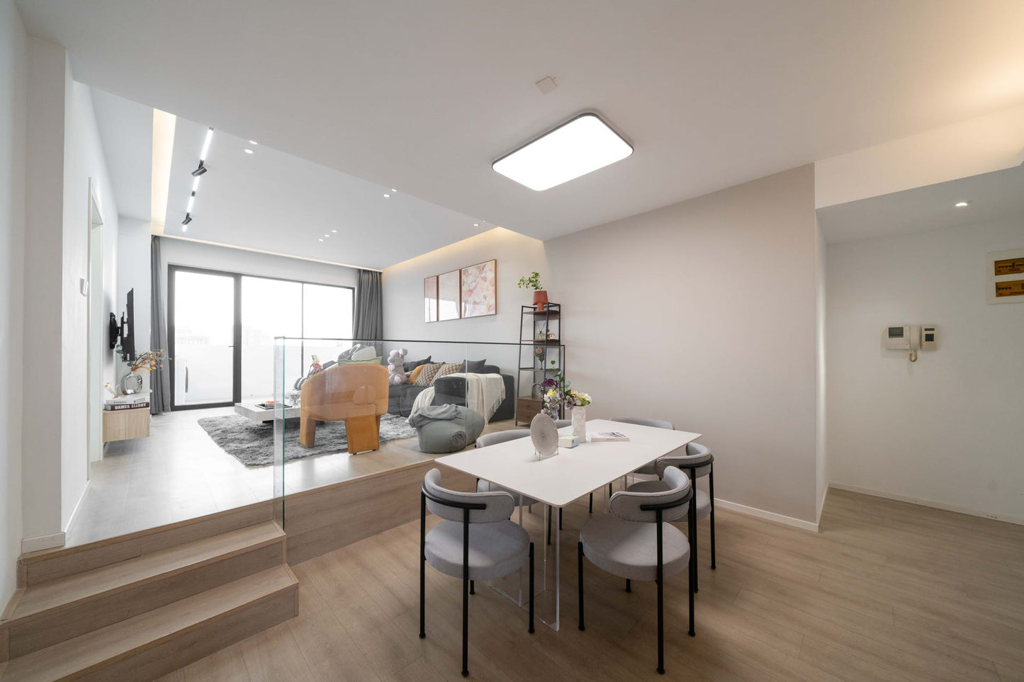 Modern 3br apt near Xintiandi 黄浦众鑫城3房带地暖