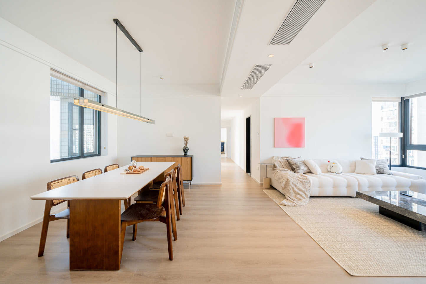 Modern 4br apt beside Suzhou river 半岛花园4房