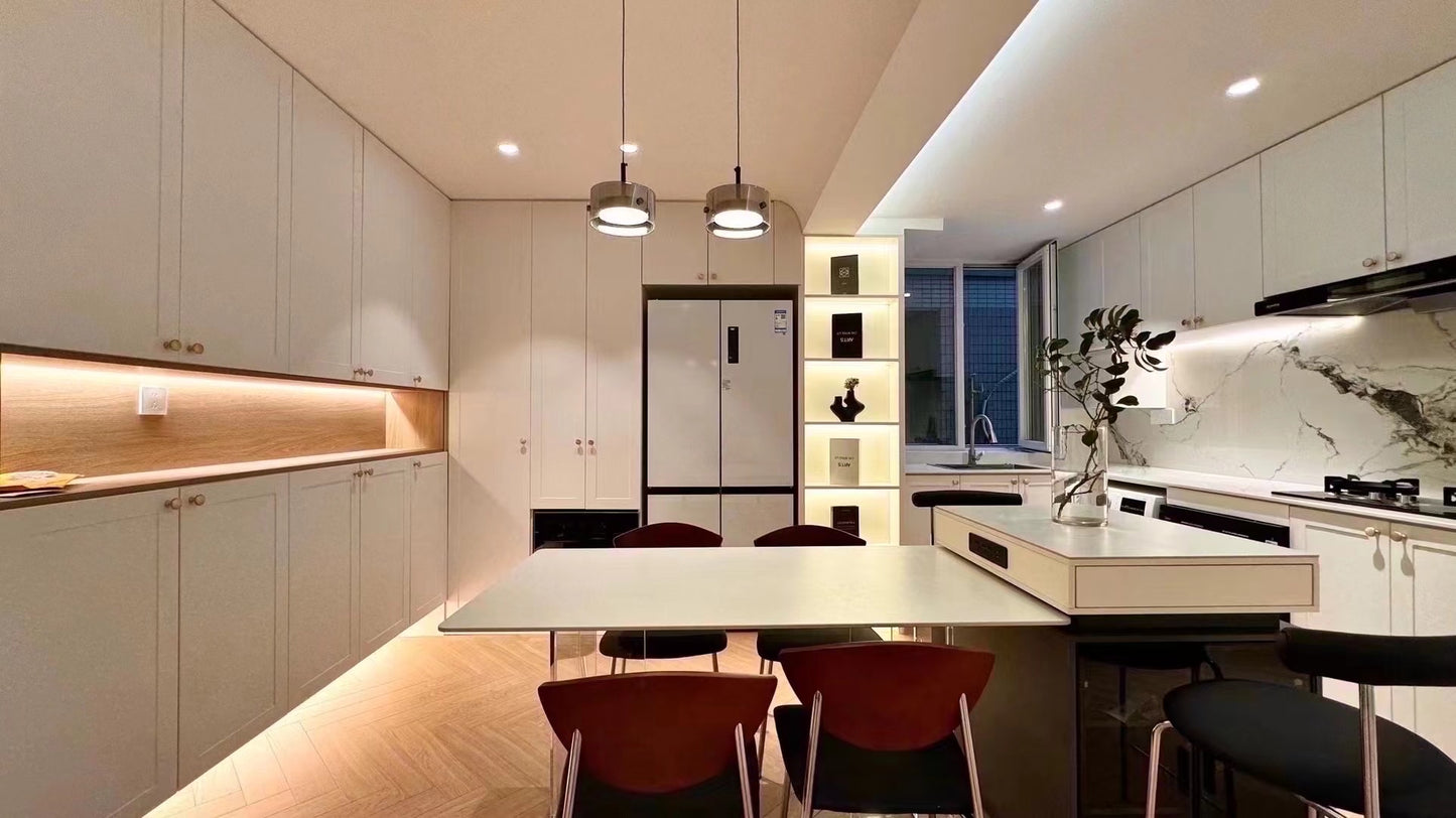 Modern 3br at Zhongshan park 兆丰花园3房