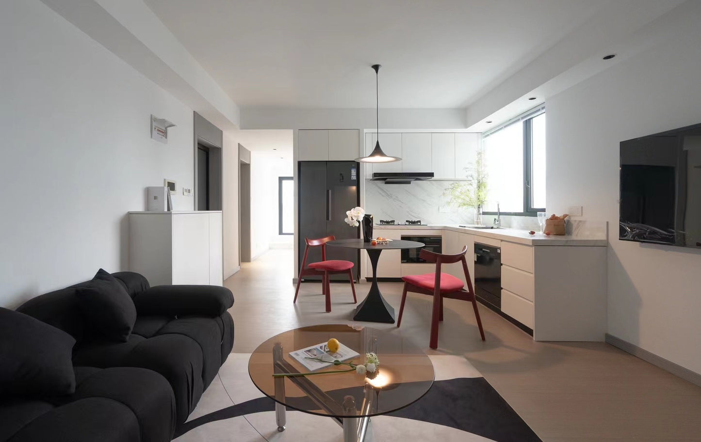 Nice 3br with terrace at people square 宏泰公寓3房带露台