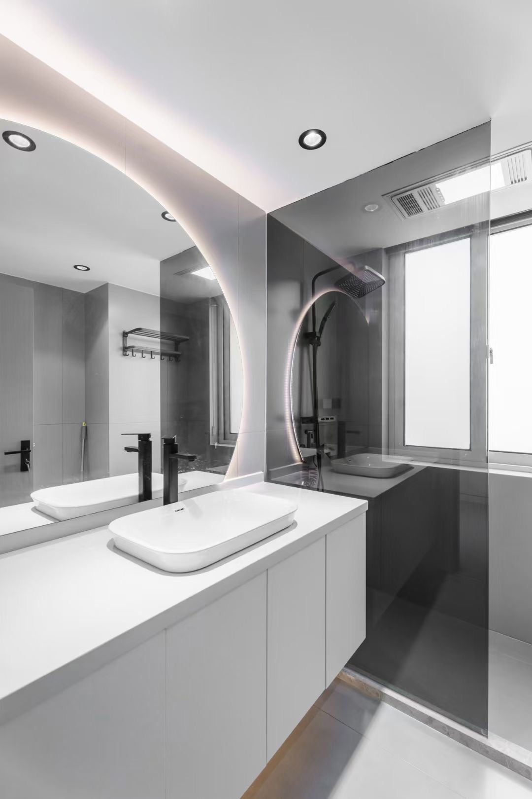 Modern 3br+study / Xujiahui 天际花园3+1房