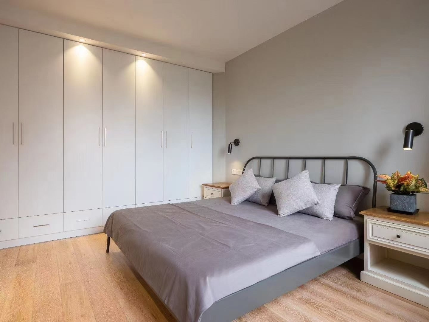 Modern 3br 175sqm with balcony / central residences 嘉里华庭3房带阳台